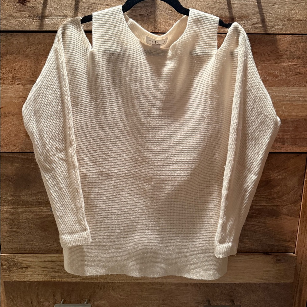 Velvet by Graham & Spencer Off-Shoulder 100% Cashmere Cream Sweater